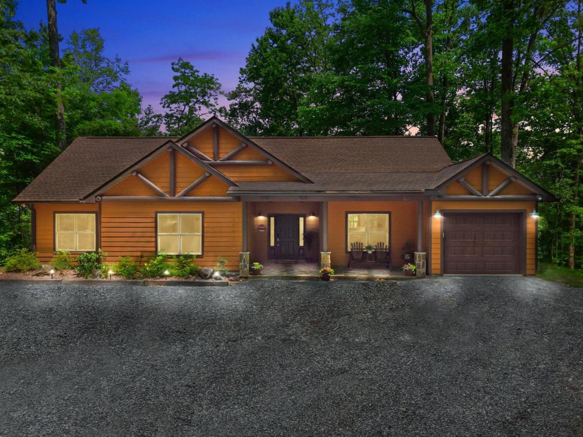 Stunning Views, Superb Atmosphere, Modern Amenities, In The Middle Of Nature Bryson City Kültér fotó