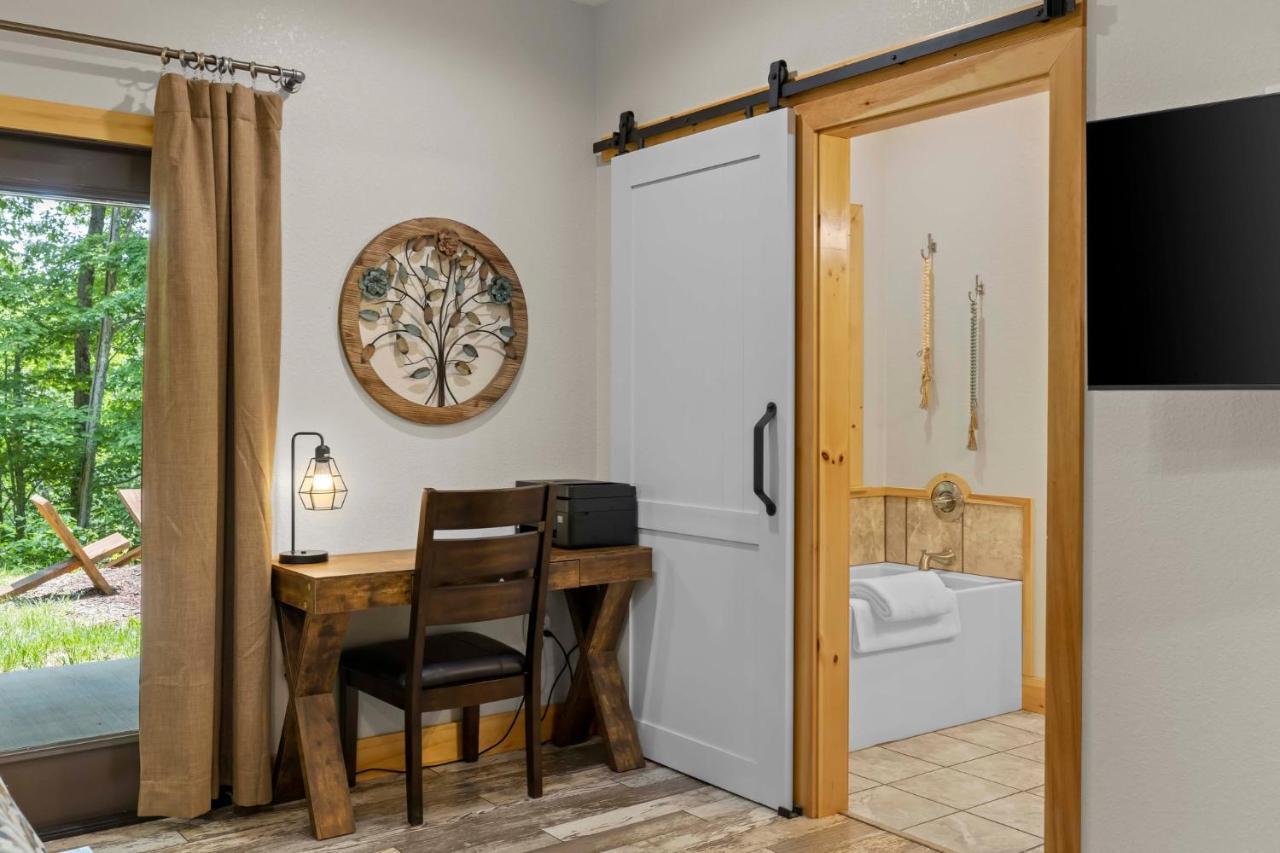 Stunning Views, Superb Atmosphere, Modern Amenities, In The Middle Of Nature Bryson City Kültér fotó